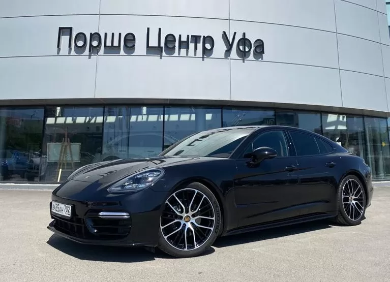 Panamera 4